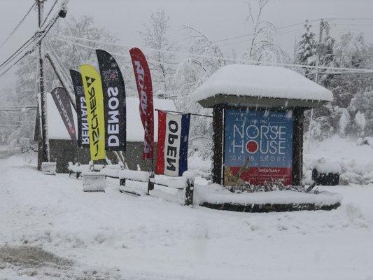 Southern Vermont's premier Ski Shop Norse House