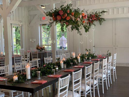 Head table with Everysomething as the florist and coordination