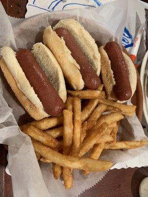 Kids hot dog sliders