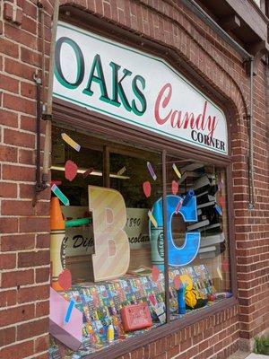 Oaks Candy Corner Whol & Ret