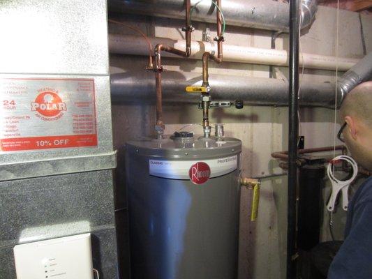 Professional Water Heater Installation & Repair Services.