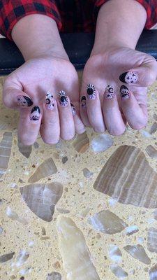 Beautiful nail design by Jenny at VIP nails!