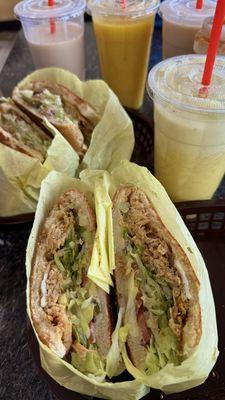 Torta de Lomo y Torta Cubana. Agua de piña, horchata, y agua fresca de mango