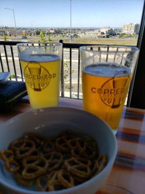 Nice cold IPA for me and a cold HEFE for the missus. On warm tri city days it hits the spot. Nice view of the Basin.