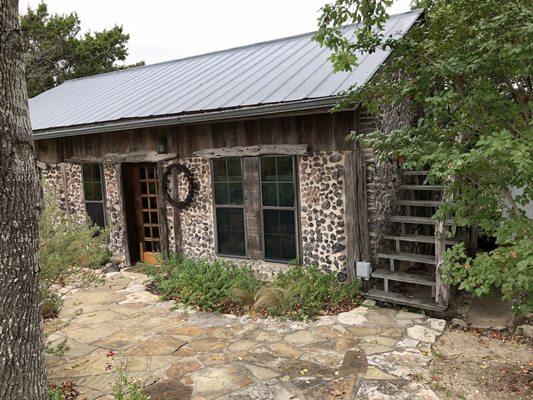 The Cabin on Barton Creek