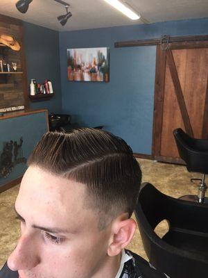 Regular fade with hard line.