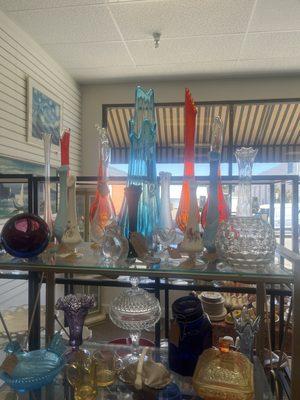 Swung glass vases