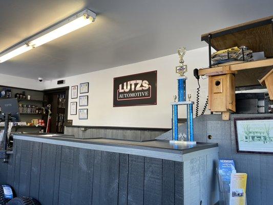 Lutz's Automotive