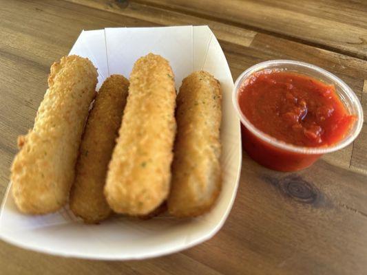 Mozzarella sticks