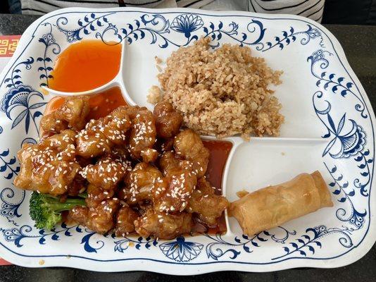 Sesame chicken lunch with fried rice, egg roll.  Very good sesame chicken. Excellent egg roll.