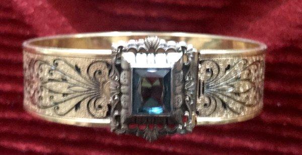 1920s bangle