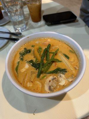 22 Thai Curry