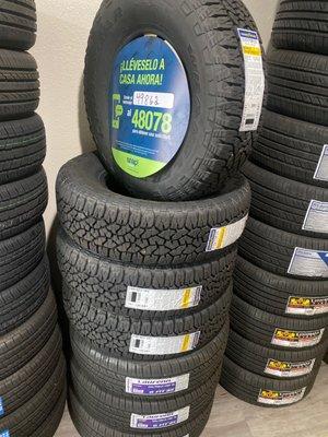 Four GoodYear tires 235/75/15