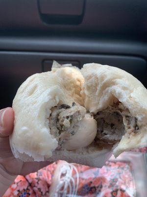 Steam pork bun