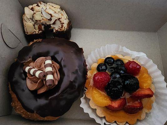 Cronut, fruit tarts and almond horn