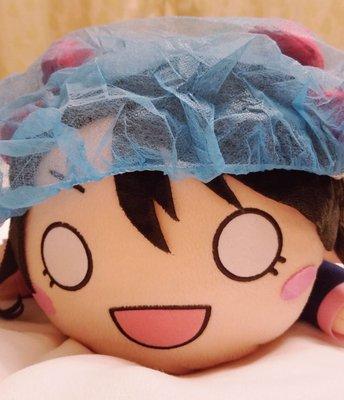 The sweet kind nurse put a hairnet on my teen's Nico nesoberi.