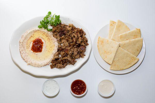 Gyro with hummus and pita bread