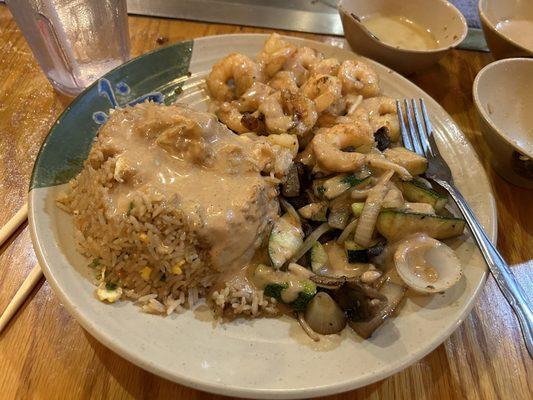 Shrimp Hibachi. It included noodles, rice, veggies, soup, shrimp and chicken.