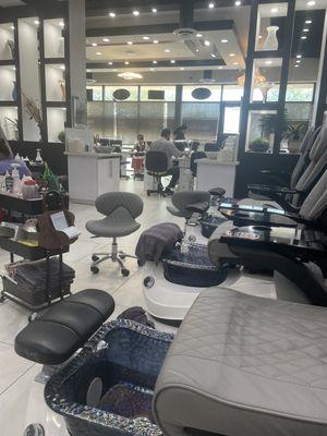 Salon