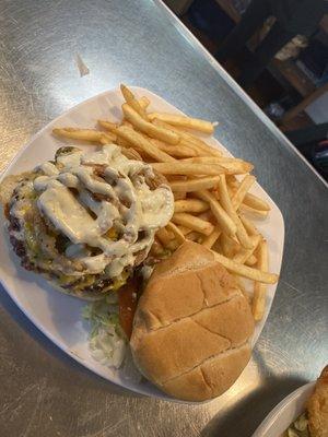 Jalapeño burger with fries