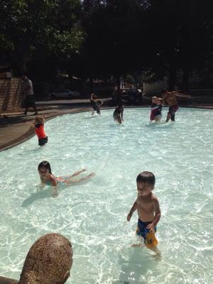 Wading pool open in summer time until August