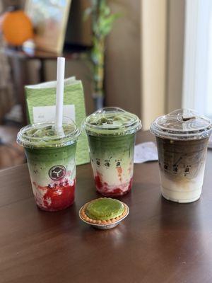 Strawberry matcha lattes and hojicha latte