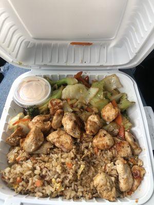 Garbage.. this is their double meat! So I guess with a single serving you get 7 little chicken breast bites.. Dry and bland