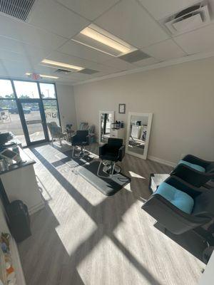 Beauty Professional Private Entry salon suite