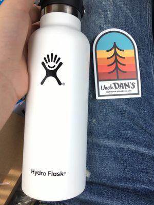 This is the hydroflask and sticker I bought there.