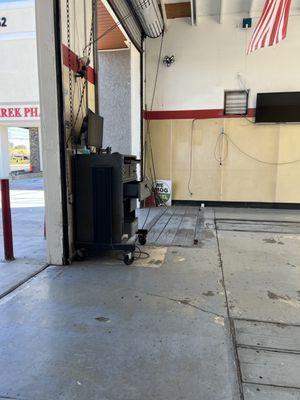 Smog check station