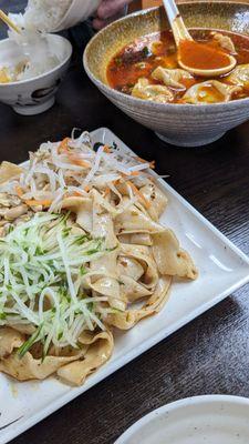 Sour dumplings and cold noodles with bean sprouts