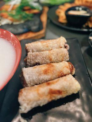 Yummy crispy egg rolls