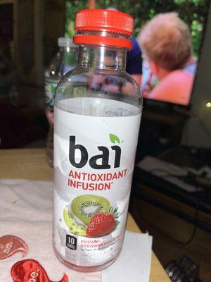 Bai drink: Strawberry Kiwi KUPANG.