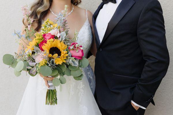 another close up of the bridal bouquet