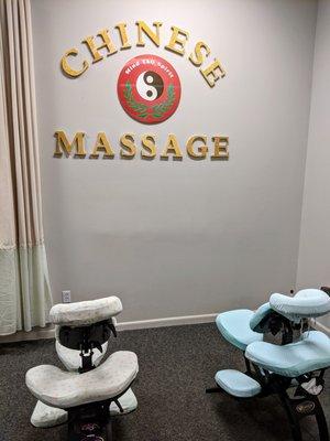 Chair Massage / Front