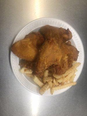 Fried Chicken Wings W.French Fries