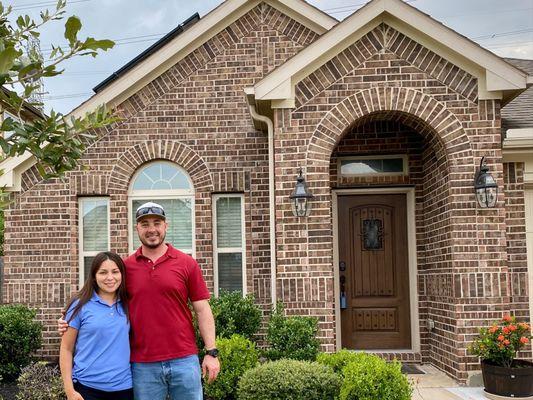 Happy Family Buying their New Home in Katy TX with Red Lion Realty Group