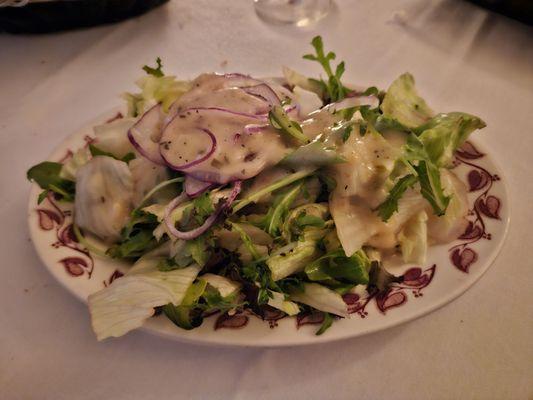 side salad with Vinaigrette dressing