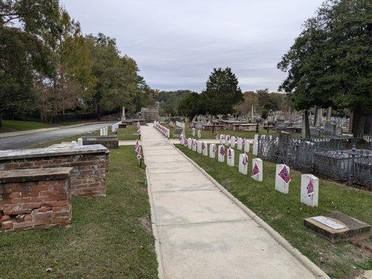 Springwood Cemetery, Greenville