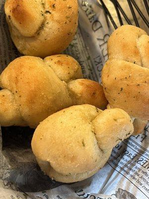 Garlic knots