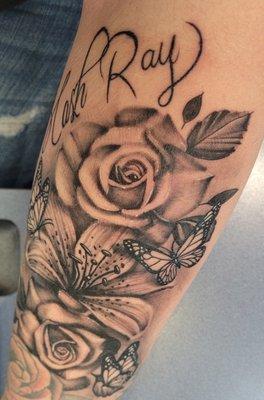 Roses, Lily, Butterflies. LOVE IT!!!!!!!!!!!