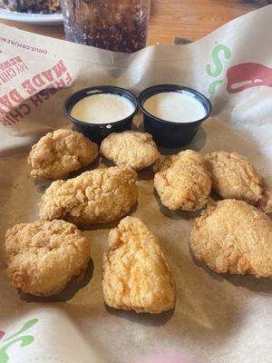 Boneless chicken wings with ranch