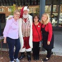 Kathy Courtney, Santa, Linda Barnicott, & Jamie Laughlin at Artist Reception featuring Linda's newest painting in her "Jolly Old Elf Series"