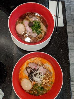 shoyu soba (top) and mala tokotsu soba (bottom) spicy