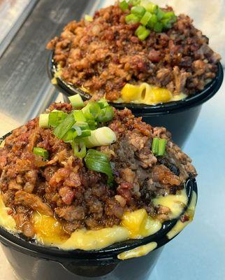 Mac and cheese bowl with brisket