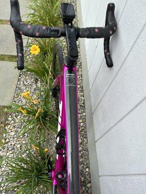 Time AdH size L in chroma pink, DA di2, Zipp 303s wheels