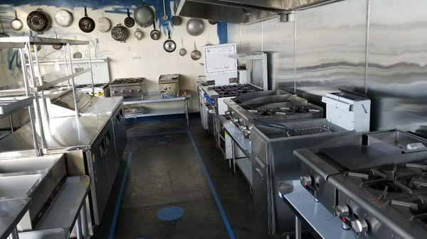 Stove, flat top, charbroiler, stainless steel TABLES hoods