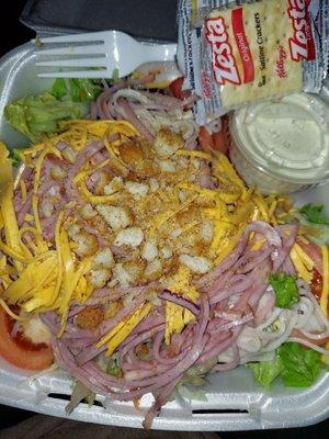 I haven't had a chefs salad in a long time. I added Kruton's.