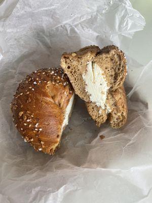 Bagel with cream cheese