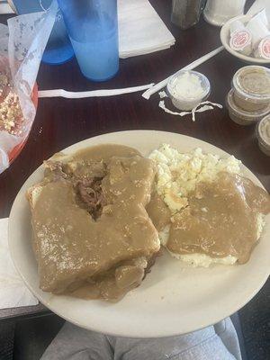 Hot roast beef that was served cold. Tasted as just as bad as it looks.